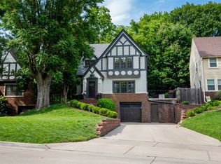 3931 Maquoketa Dr, Des Moines, IA 50311