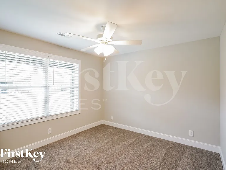 640 Alvin Rd — Photo 11