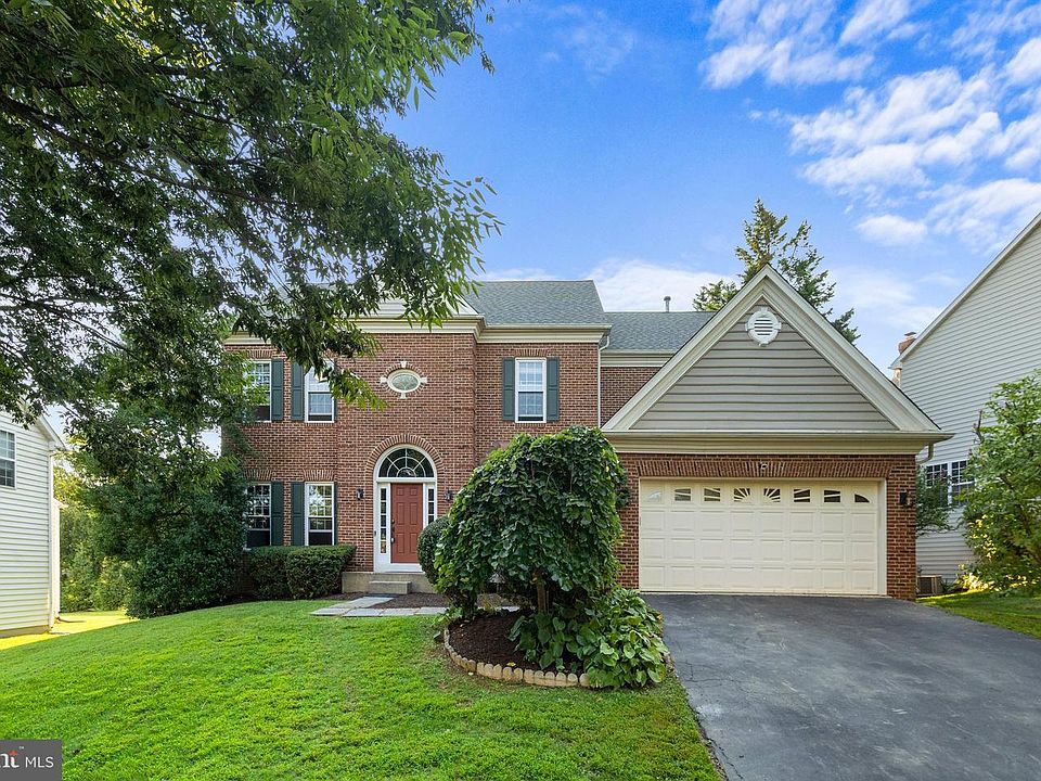 1st image of 17804 Cormorant Ln
