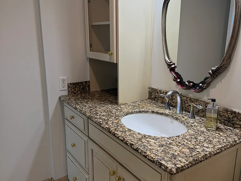400 E Colonial Dr #603 — Photo 15