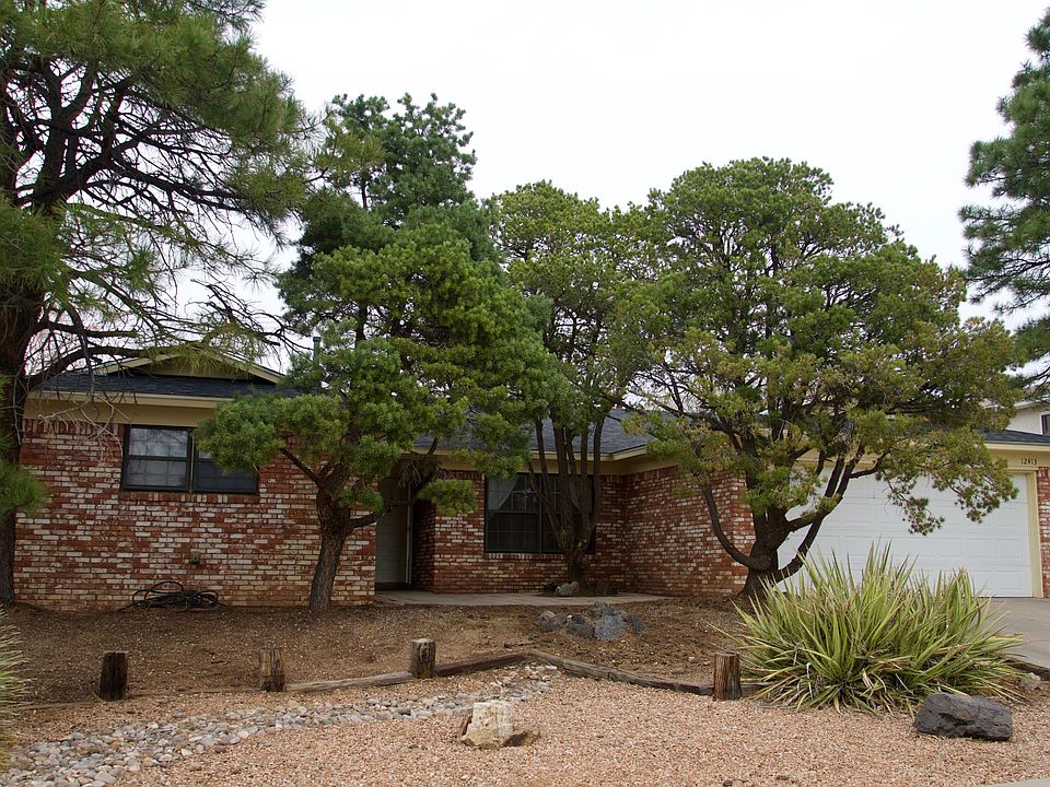 South facing home on quiet street