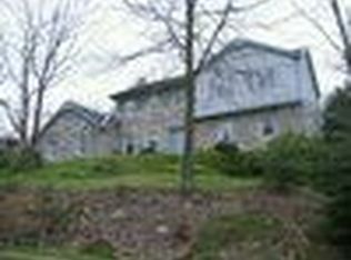 129 Deer Valley Dr, Sewickley, PA