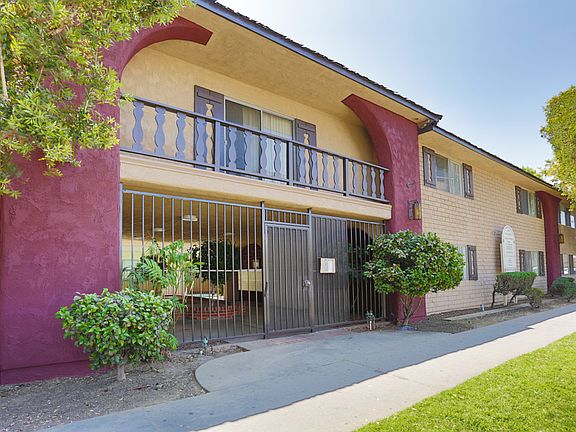 5th image of 14350 Vanowen St #1015329