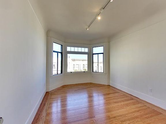 3rd image of 859 Vallejo St