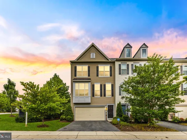 1102 Carinoso Cir, Severn, MD 21144