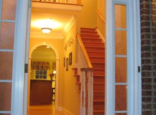 303 Berry Patch Ln, Johnson City, TN 37604