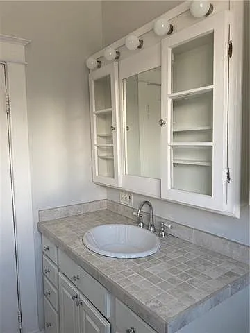 1466 N White St — Photo 9