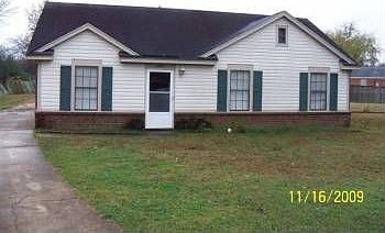 2nd image of 6285 Forest Glen Dr