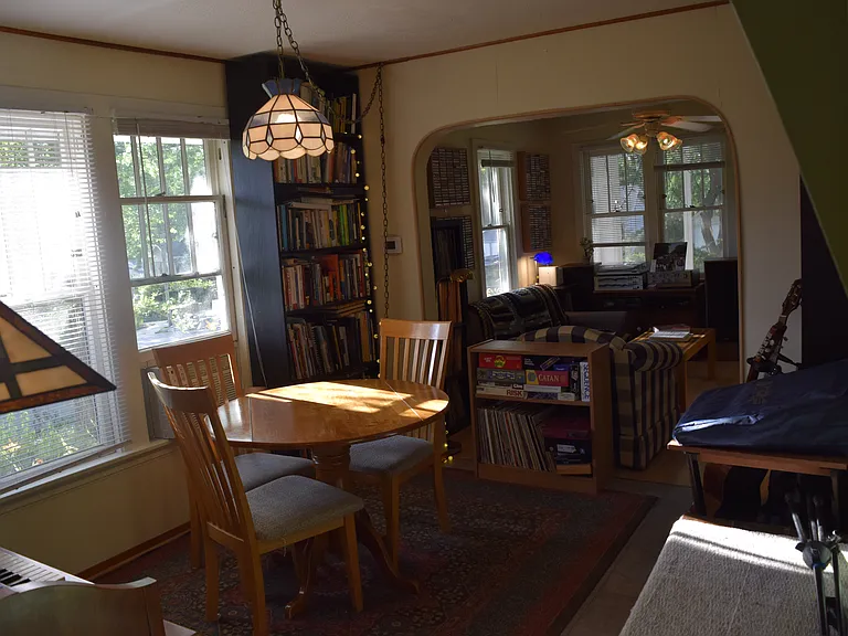621 Cedar St — Photo 4