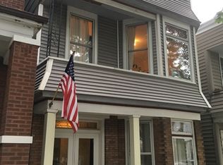 3249 N Hoyne Ave #3, Chicago, IL 60618