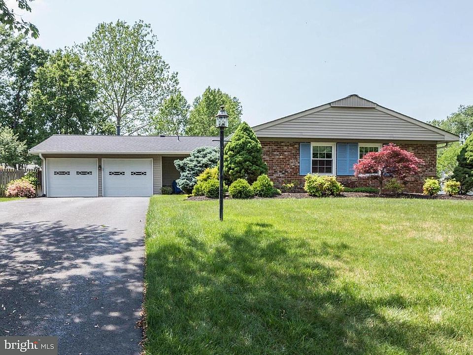 1st image of 4322 Mariner Ln