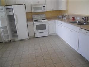 3rd image of 744 Kehosha Ave