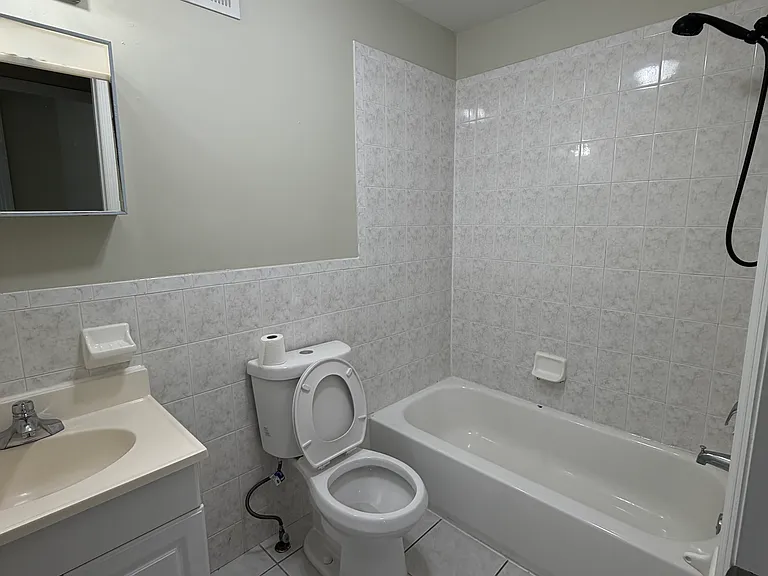 132 Grant Ave #2 — Photo 5