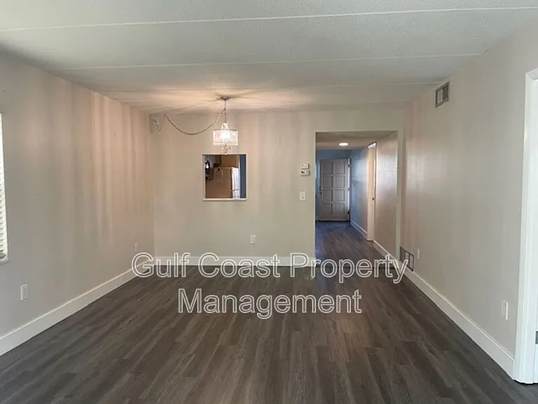 270 Santa Maria St #104 — Photo 17