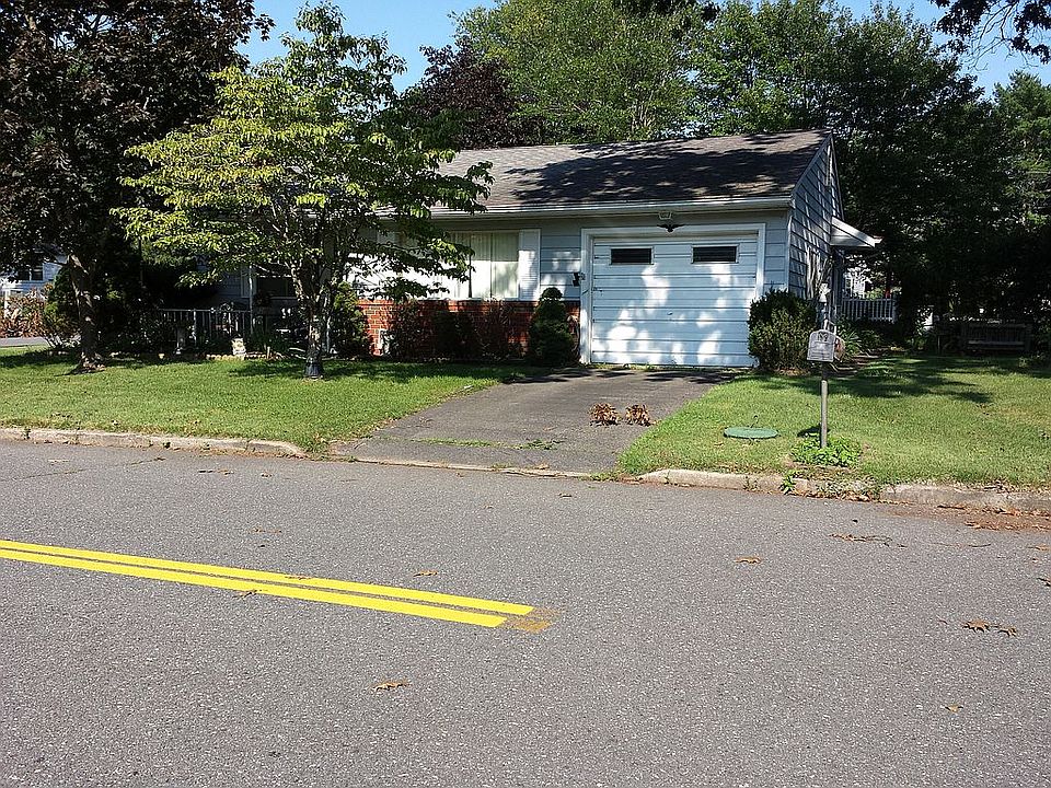 1st image of 17 Maryland Ave