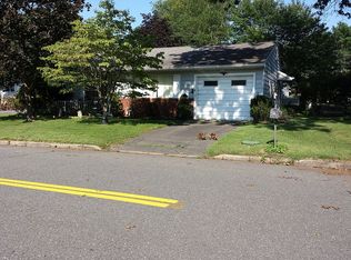 17 Maryland Ave, Whiting, NJ 08759