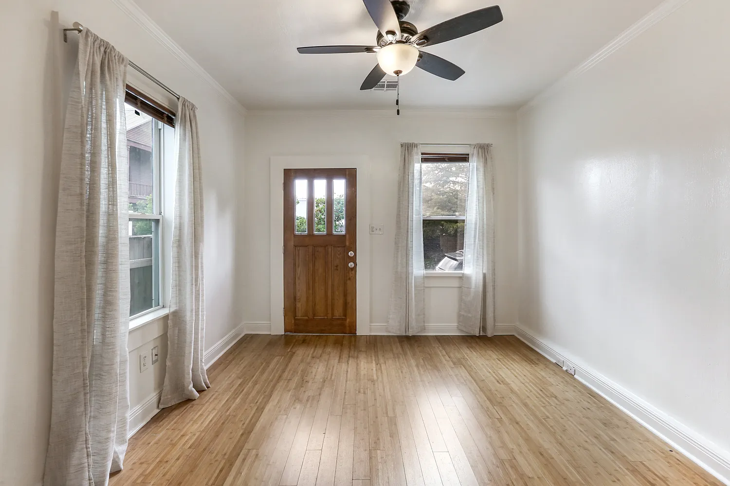 1 bed, 560 sqft, $1,500 — Photo 3