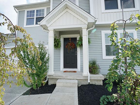 2nd image of 419 Lake Haven Ct