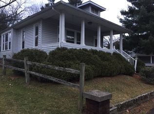1542 Stanton Ave, Zanesville, OH 43701