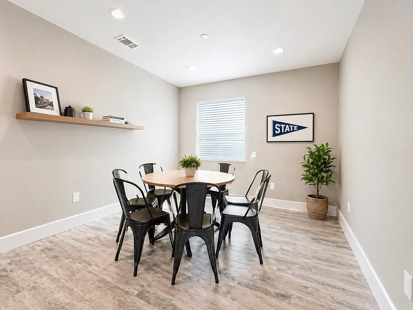 1212 W. 37th Drive — Photo 3