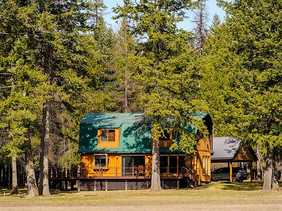 2nd image of 424 N Milnor Lake Rd