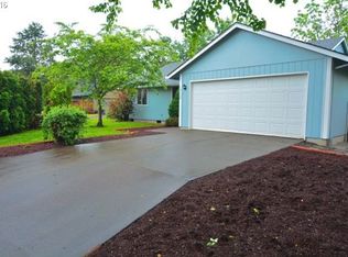 18329 SW Jann Dr, Beaverton, OR