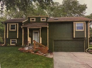 8612 S 143rd St, Omaha, NE 68138