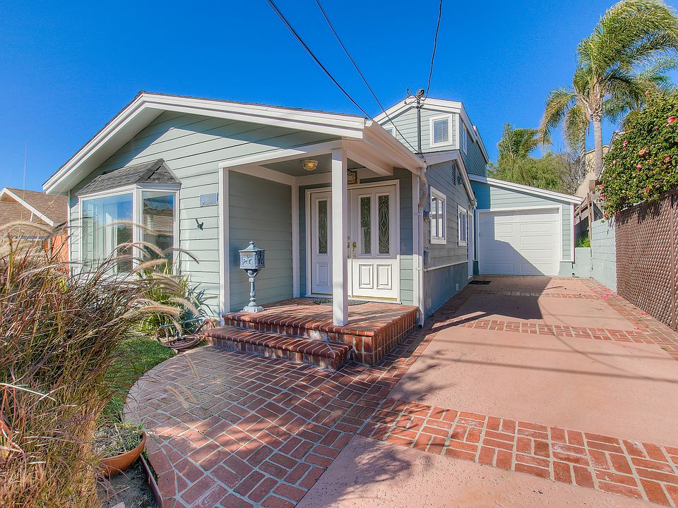1st image of 603 W Mariposa Ave