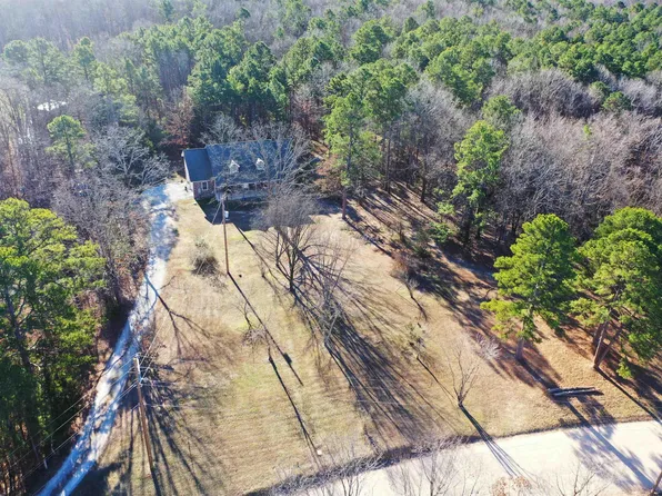 994 Sawmill Rd, Mountain View, AR 72560