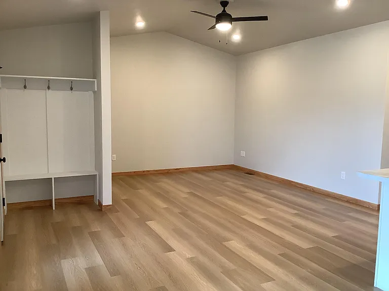 2118 Ace Ave — Photo 6
