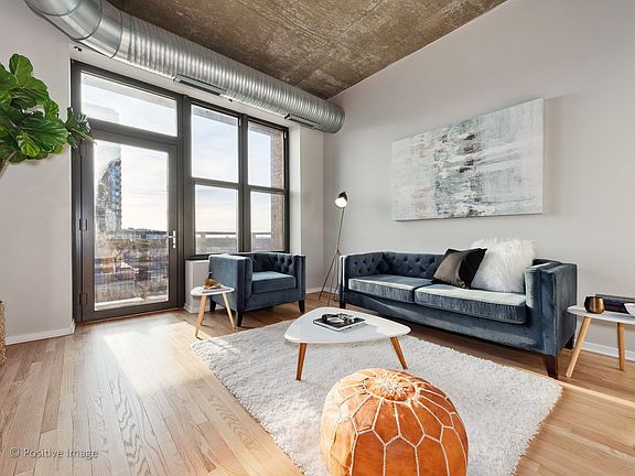 4th image of 849 N Franklin St Unit 1003