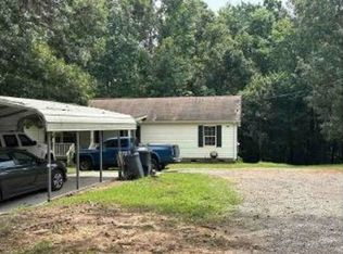 3352 Pink Hatcher Ln, Louisville, TN 37777