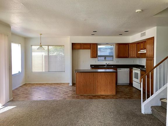 5th image of 8114 S Jenna Ln