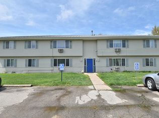 2951 9th St APT 2, Marion, IA 52302
