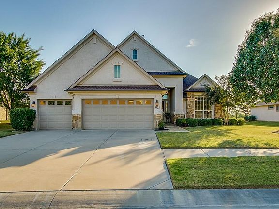 2nd image of 9925 Grandview Dr