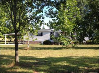 4487 Wylies Mill Rd, Edgemoor, SC 29712