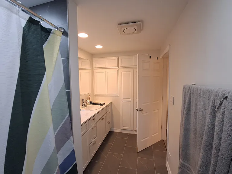 2805 S Emerald Ave #2 — Photo 11