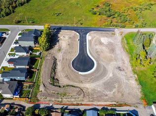 13 Dunham Ct NW, Diamond Valley, AB T0L 2A0