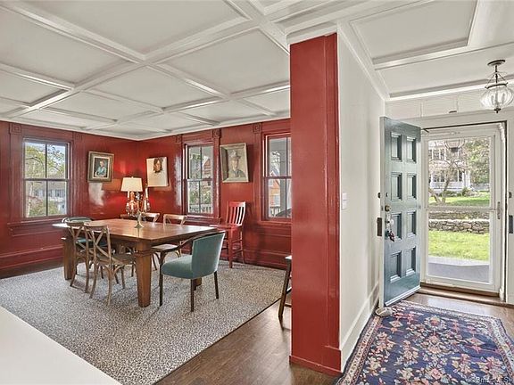 2nd image of 40 Church St