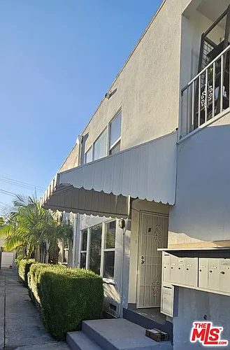 1227 S Holt Ave Photo 1