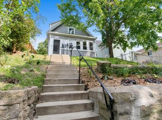 920 Earl St, Saint Paul, MN 55106
