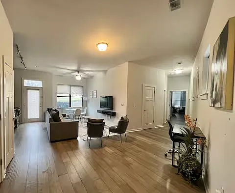 1700 Belcourt Ave #105 — Photo 5