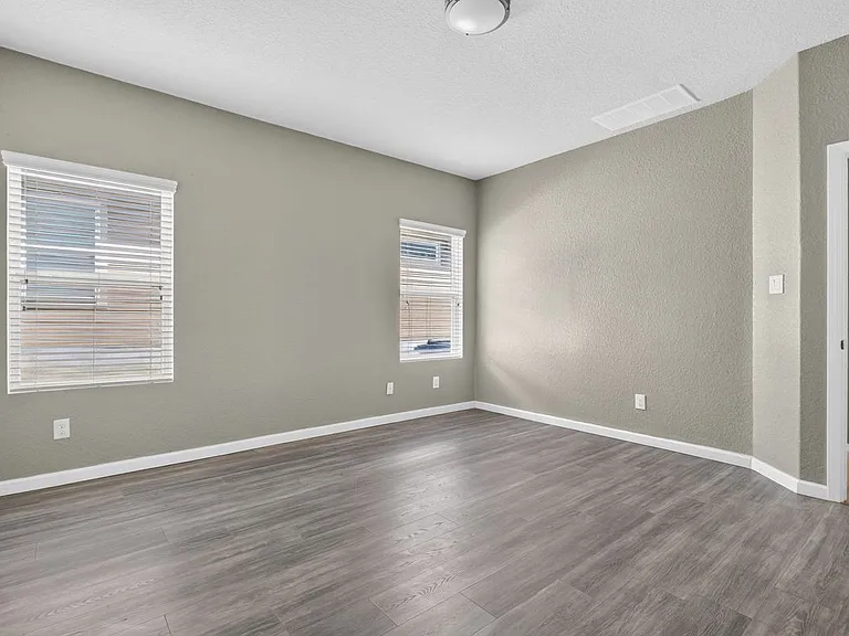 10331 Barbeque Bay — Photo 26