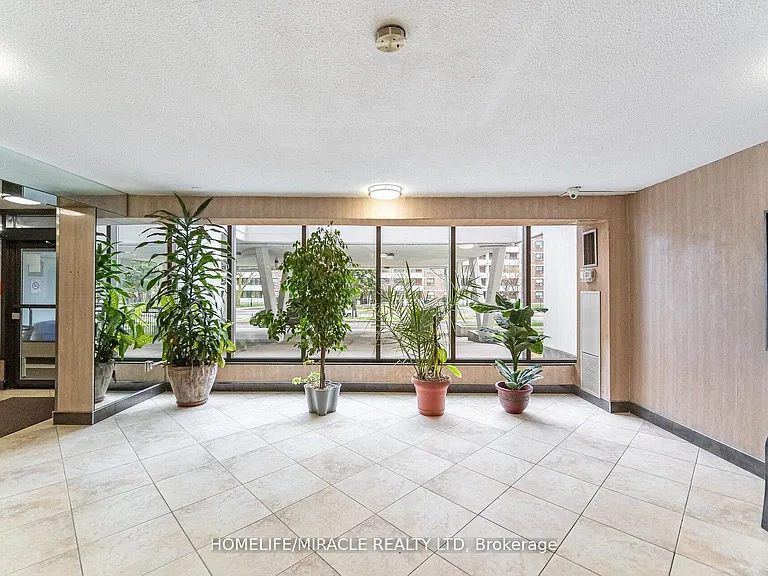 100 Prudential Dr #1703 — Photo 32
