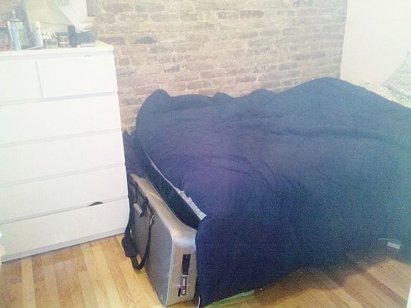 4th image of 108 E 4th St APT 25