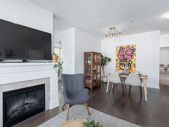 5th image of 2601 Whiteley Ct #311