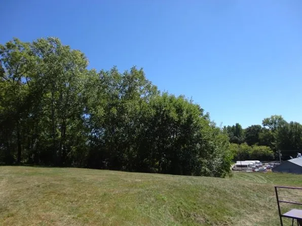 645 E Main St, Platteville, WI 53818