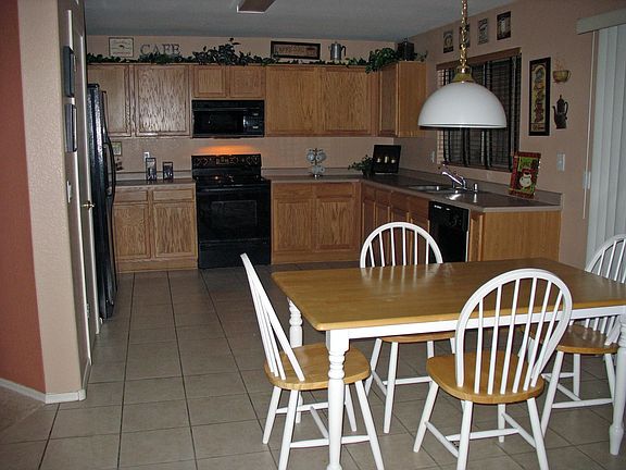 4th image of 10369 W Amelia Ave