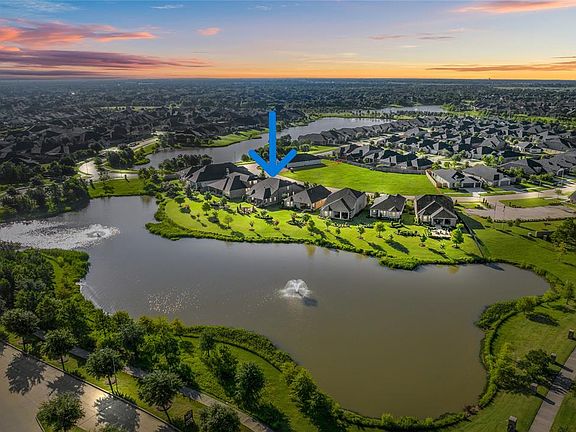 3rd image of 5718 Pedernales Bend Lane