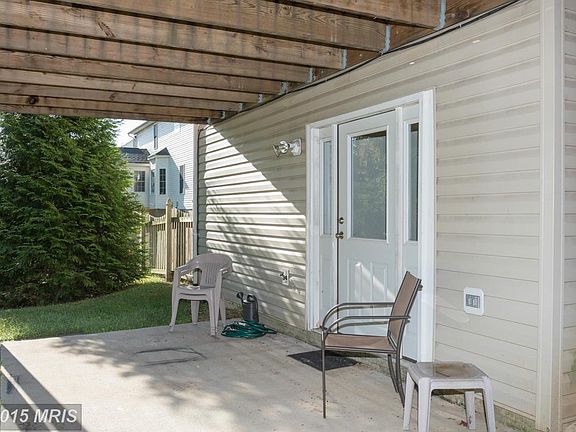 4th image of 11619 Hoover Ln
